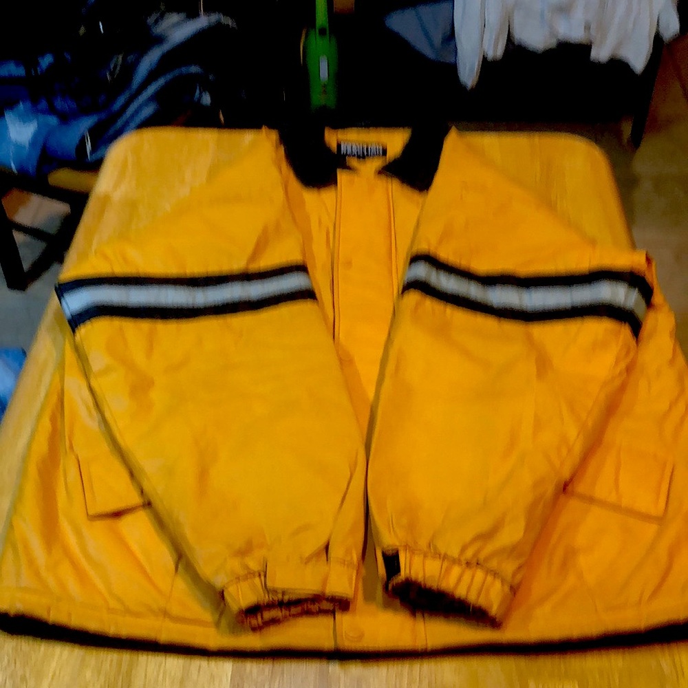 Kenneth Cole Reaction Outerwear raincoat size Large